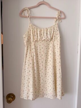 Vintage Forever 21 Cream Floral Tie-Shoulder Sundress